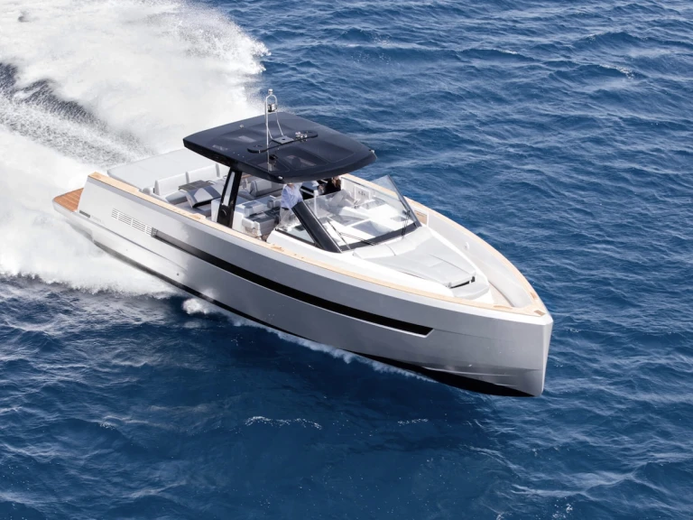 Bootverhuur Port de Saint Tropez goedkoop Fjord 52 Open
