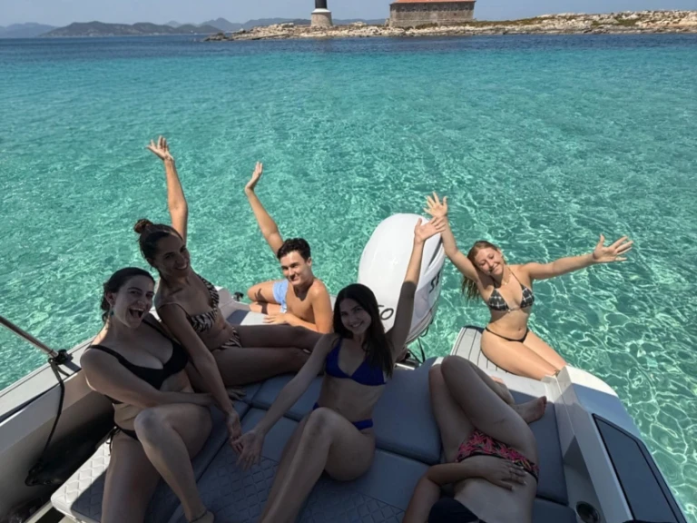 Huur een Karnic 601SL in Ibiza Town