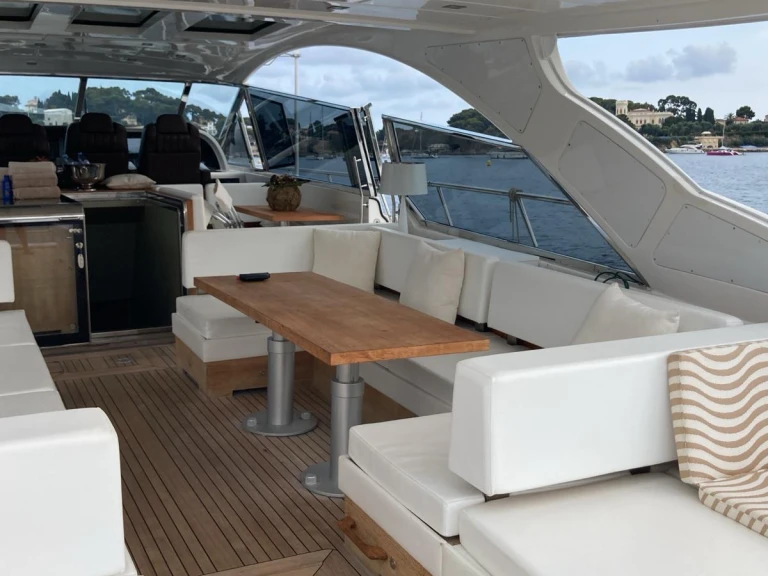 Jachthuur in Cannes - Overmarine S.p.a mangusta 80 via SamBoat