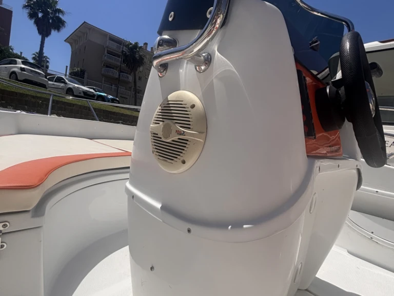 Huur een Sans Permis Marino 500 in Port Fréjus