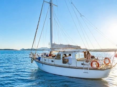 Bootverhuur Bodrum goedkoop custom built sailing