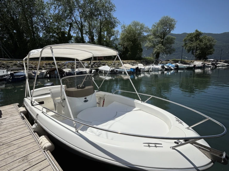 Huur een Sessa Marine Key Largo 16 in Aix-les-Bains
