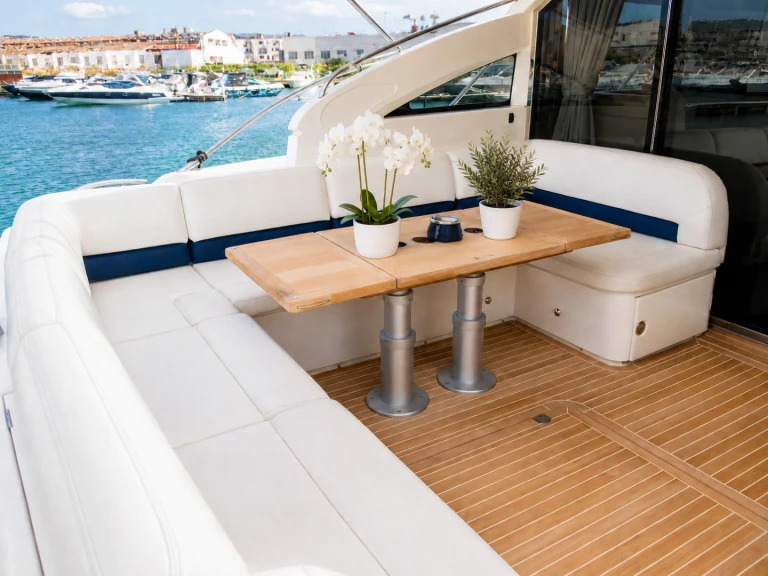 Verhuur Motorboot in Castellammare di Stabia - Princess Princess 55
