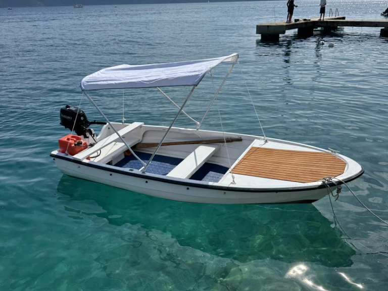 Huur een Elan Elan 401 in Cres