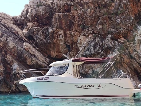 Motorboot te huur in Bar voor de beste prijs
