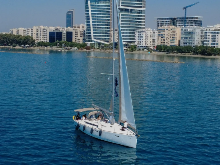 Zeilboot te huur in Limassol voor de beste prijs