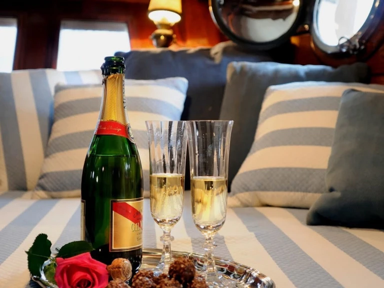 Traditional Wooden Yacht Virgo te huur van particulier of professional in Perigiali