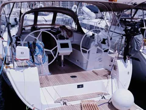 Jachthuur in Gouviá - Bavaria Cruiser 37 via SamBoat