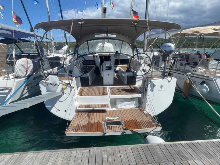 Verhuur Zeilboot Jeanneau met vaarbewijs