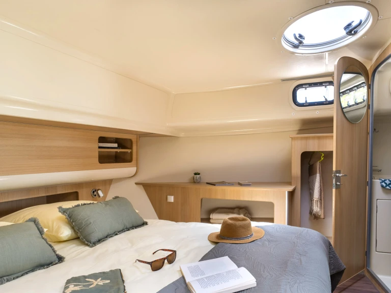 Huur een Nicols Yacht Nicols Estivale Sixto + in Avignonet-Lauragais