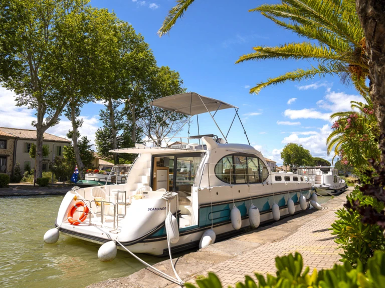 Huur Motorboot met of zonder schipper Nicols Yacht in Bellegarde
