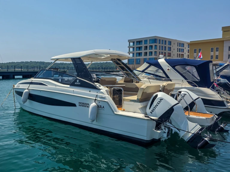 Bootverhuur Aquila Aquila 32 Sport in Pula via SamBoat