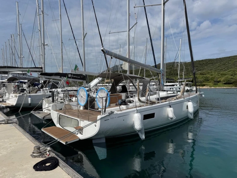 Bootverhuur Bénéteau First 44 in Furnari via SamBoat