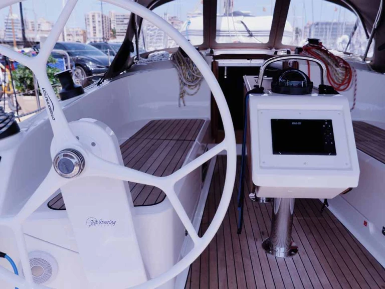 Verhuur Zeilboot Bavaria met vaarbewijs