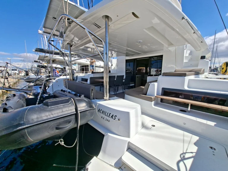 Huur Catamaran met of zonder schipper Lagoon in Álimos