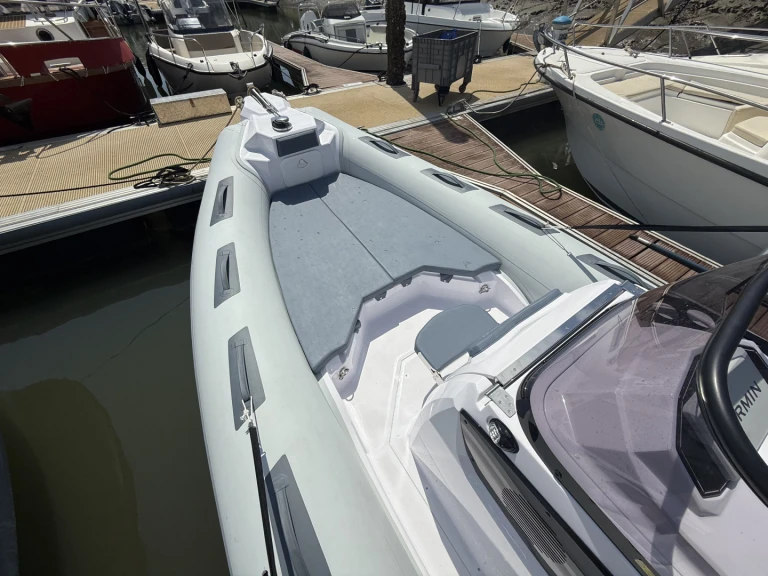 Bootverhuur Arcachon goedkoop Cayman 26 Sport Touring