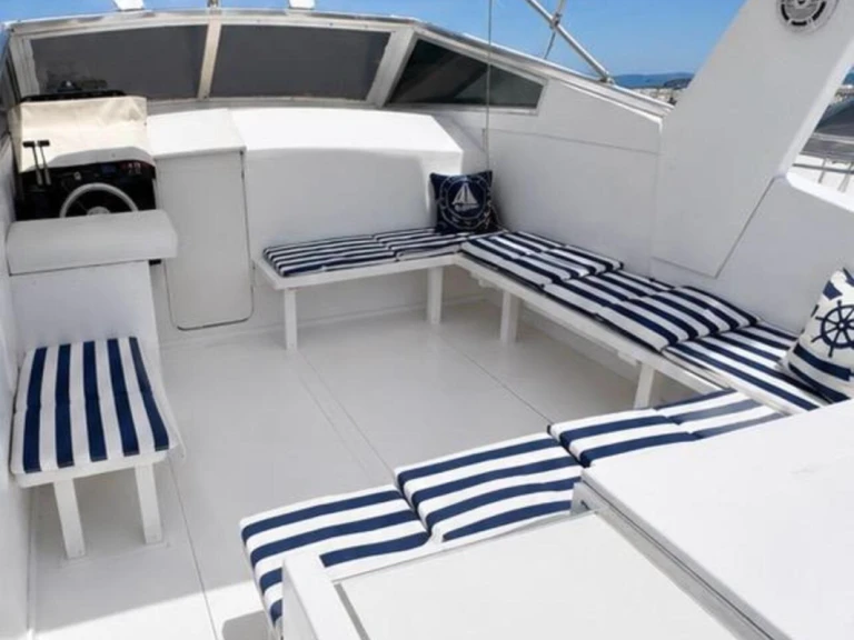 Bootverhuur Mochi Craft Mochi craft 42 in Ischia via SamBoat