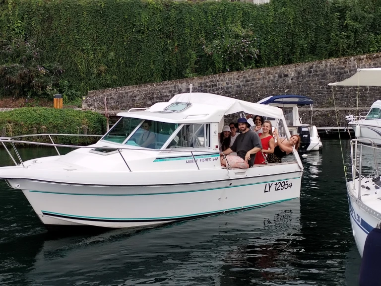 Huur Motorboot met of zonder schipper Jeanneau in Meillerie