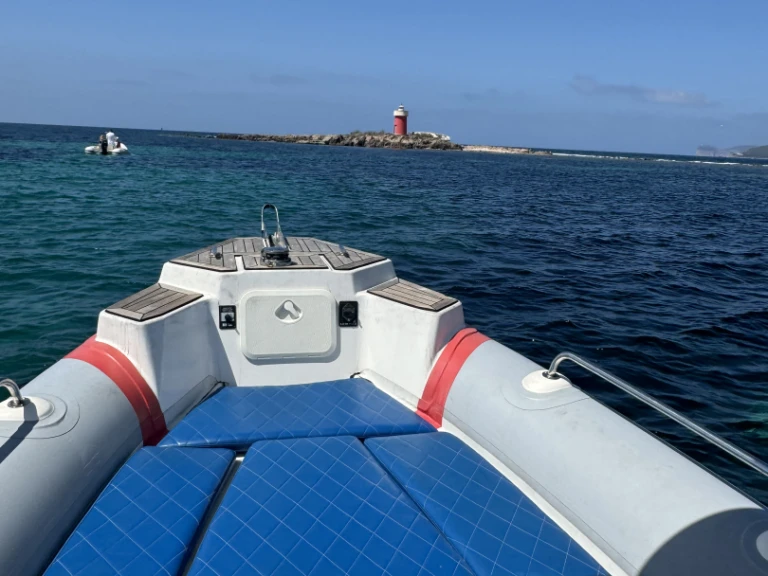 Huur een Rib 760 in Porto di Alghero