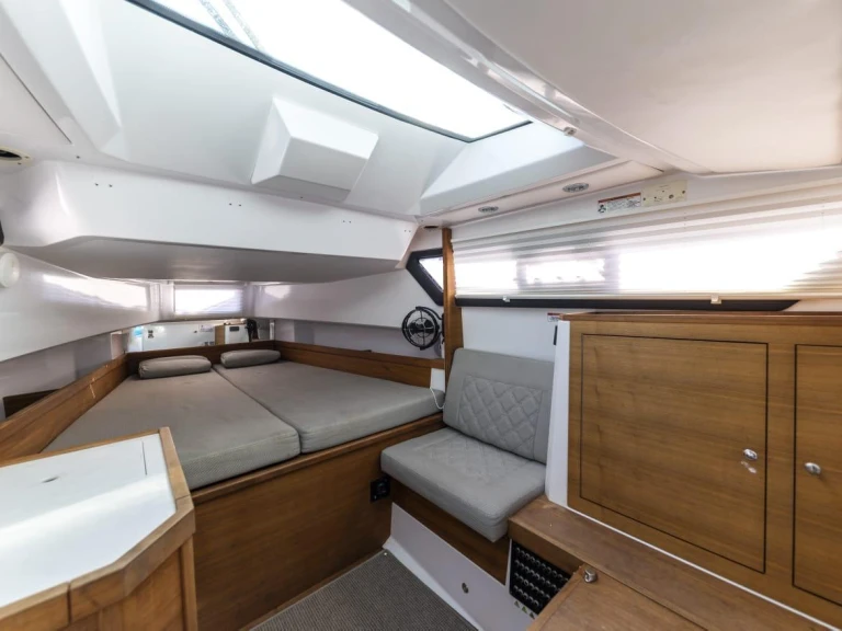 Axopar Axopar 37 Sun-Top te huur van particulier of professional in Bol