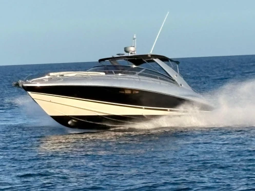 Sunseeker Superhawk 43 te huur van particulier of professional in Cannes