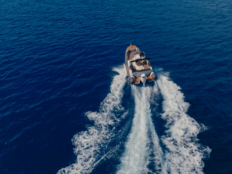 Huur RIB met of zonder schipper Barracuda in Hvar