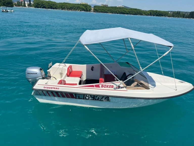 Huur een BATEAU SANS PERMIS in Annecy
