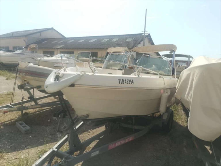 Huur Motorboot met of zonder schipper Quicksilver in L'Estaque