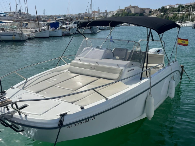 Jachthuur in Marina deportiva de Menorca - Bénéteau Flyer 7 SUNdeck via SamBoat