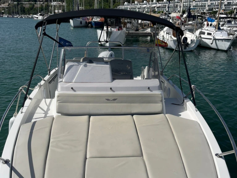 Huur een Bénéteau Flyer 7 SUNdeck in Marina deportiva de Menorca