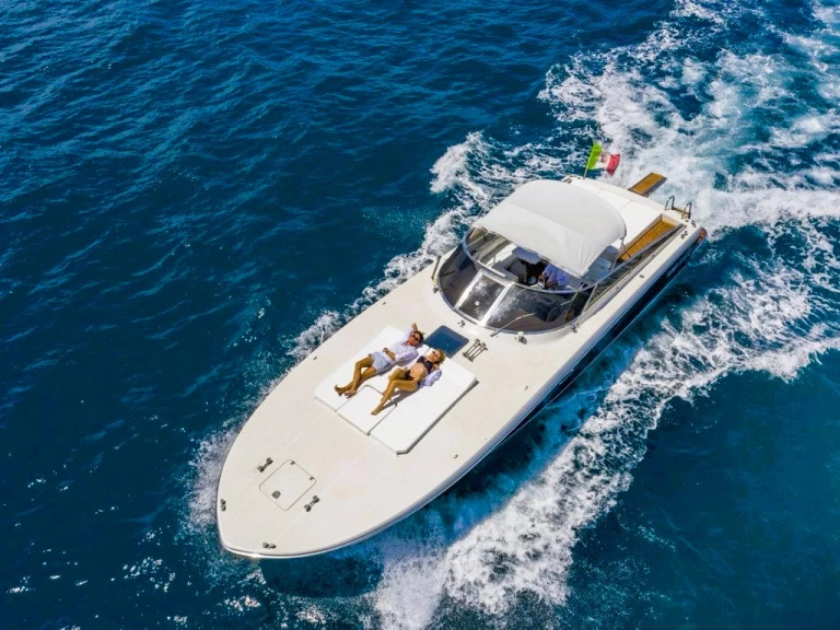 Itama Itama 40 te huur van particulier of professional in Capri