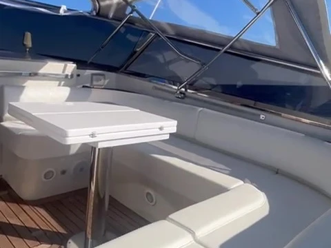 Jachthuur in Capri - Itama Itama 40 via SamBoat
