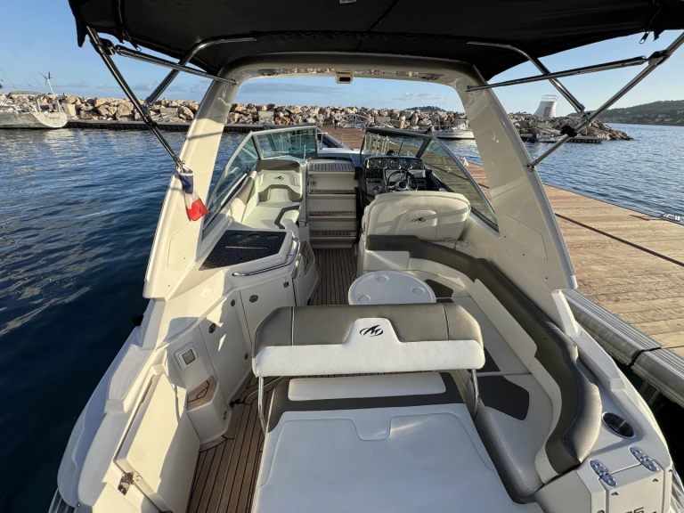 Verhuur Motorboot Monterey met vaarbewijs
