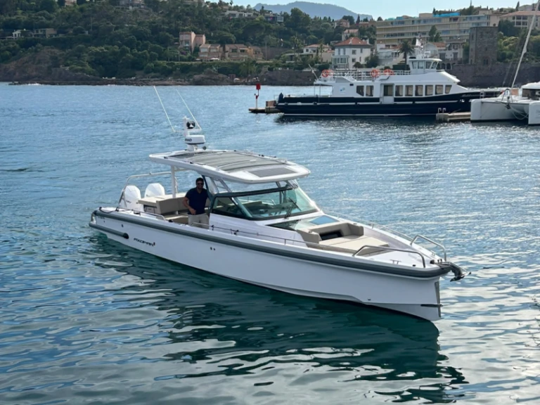 Motorboot te huur in Mandelieu-la-Napoule voor de beste prijs