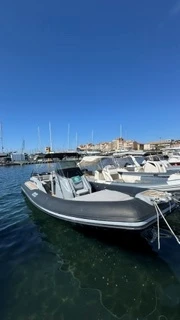 RIB te huur in Hyères voor de beste prijs