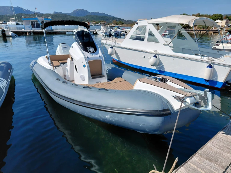 Levante 7.50 te huur van particulier of professional in Olbia