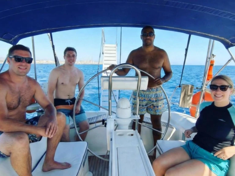 Huur een Dufour Dufour 45 Classic in Rhodes (City)