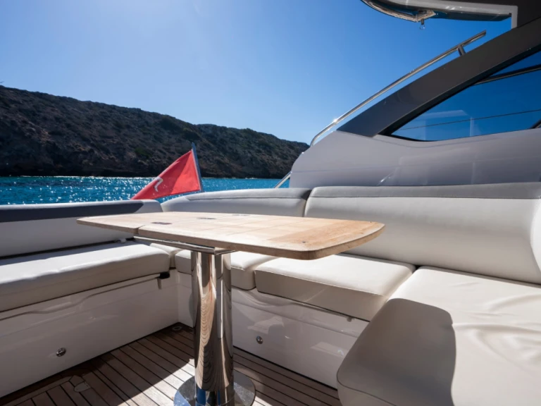 Princess Princess 39 te huur van particulier of professional in Il-Gżira