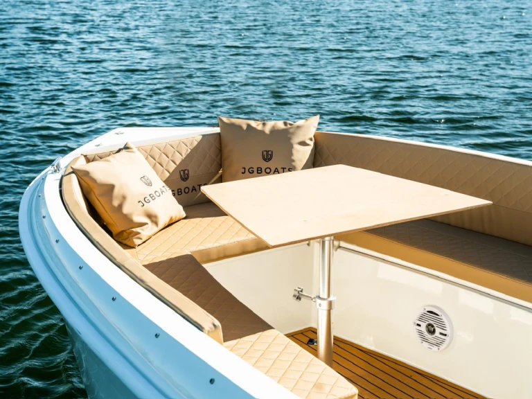 Huur Motorboot met of zonder schipper boats poland in La Savina