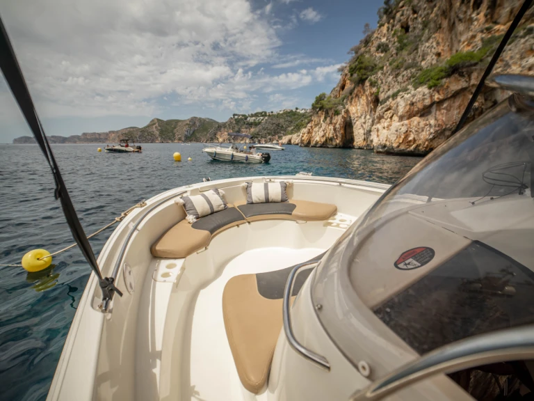 Verhuur Motorboot in Oliva - AQUA 620