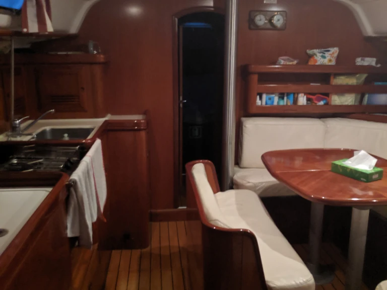 Verhuur Zeilboot in Álimos - Bénéteau Oceanis 411 Clipper