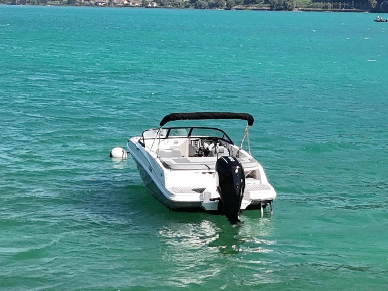 Verhuur Motorboot in Brison-Saint-Innocent - Bayliner VR5 OE
