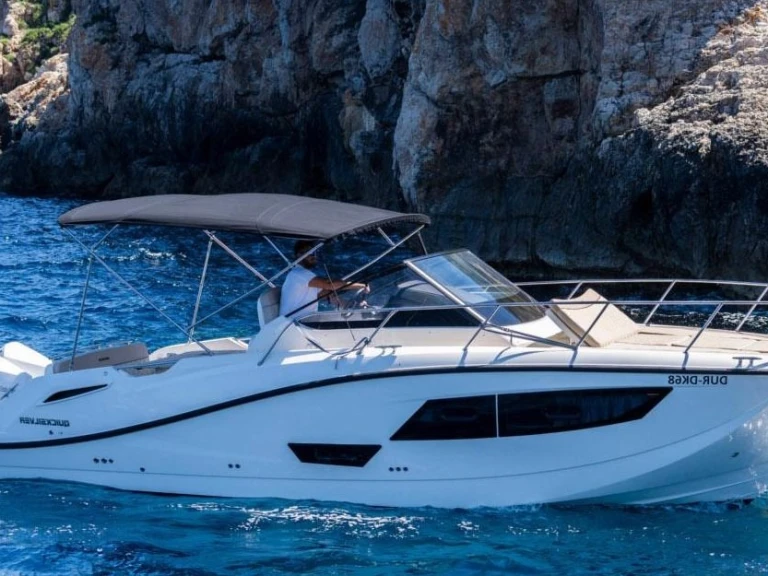 Bootverhuur Quicksilver Activ 875 Sundeck in Ajaccio via SamBoat