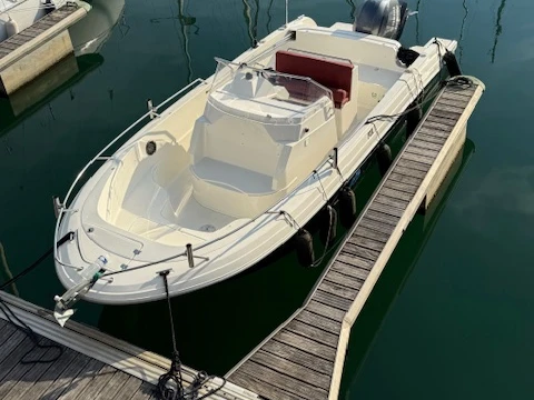 Verhuur Motorboot Pacific Craft met vaarbewijs