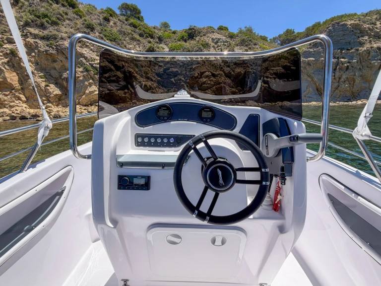 Bootverhuur Spanje goedkoop Bluline 21 Ft Open