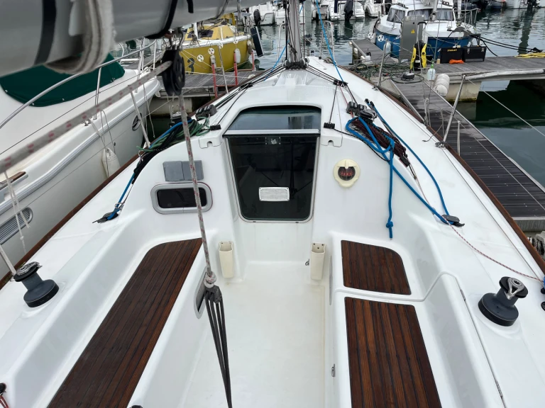 Bootverhuur Les Sables-d'Olonne goedkoop First 27.7