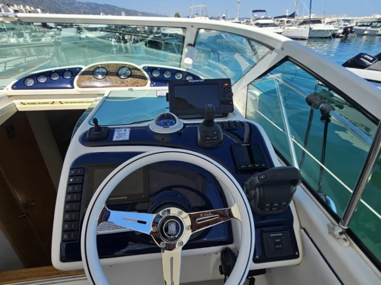 Huur Motorboot met of zonder schipper Fairline in Puerto Banús
