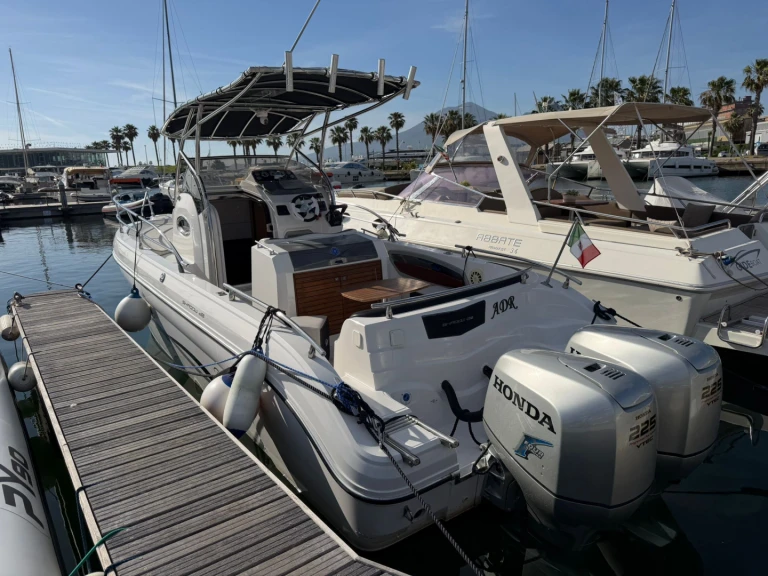 Verhuur Motorboot in Castellammare di Stabia - Ranieri Shadow 28