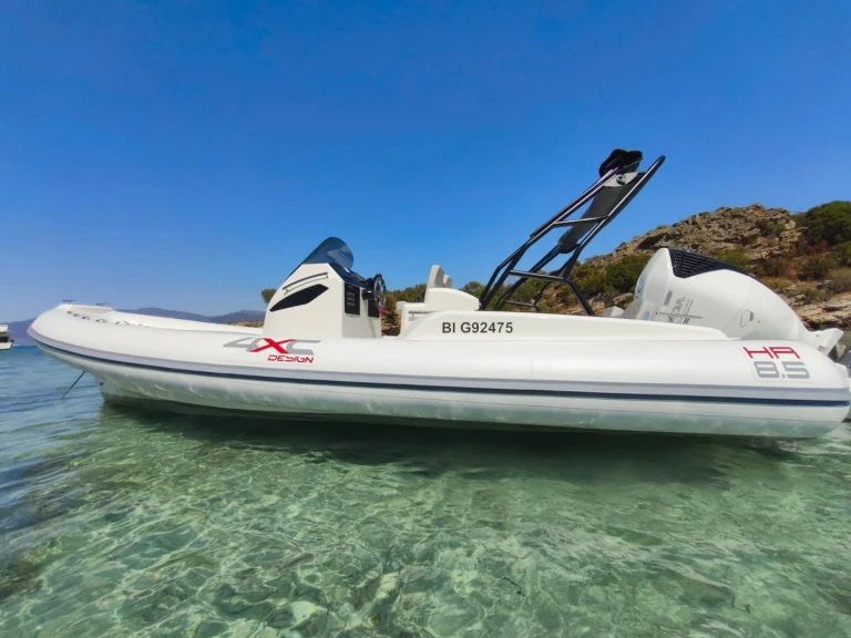 Jachthuur in Saint-Florent - 4XC HA 8.5 via SamBoat