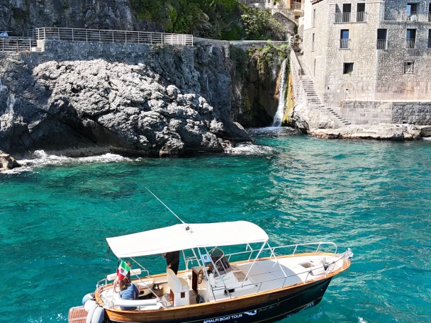 Bootverhuur Fratelli Aprea Sorrento 7,50 open cruise in Amalfi via SamBoat